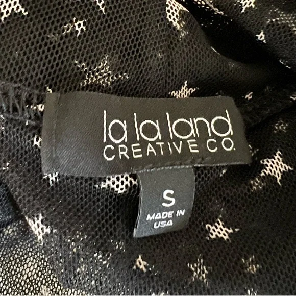 La La Land Black Star Print Sheer Mesh Mock Neck Size Small New - Picture 8 of 8